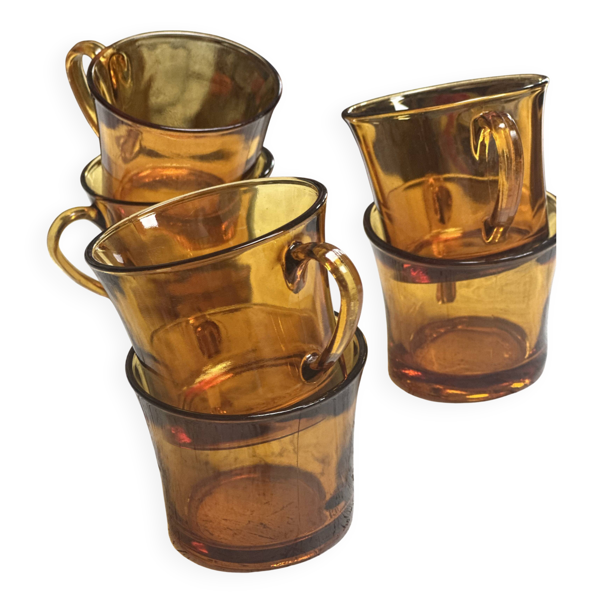 6 vintage Duralex cups
