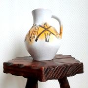 Pichet en céramique vintage jaune