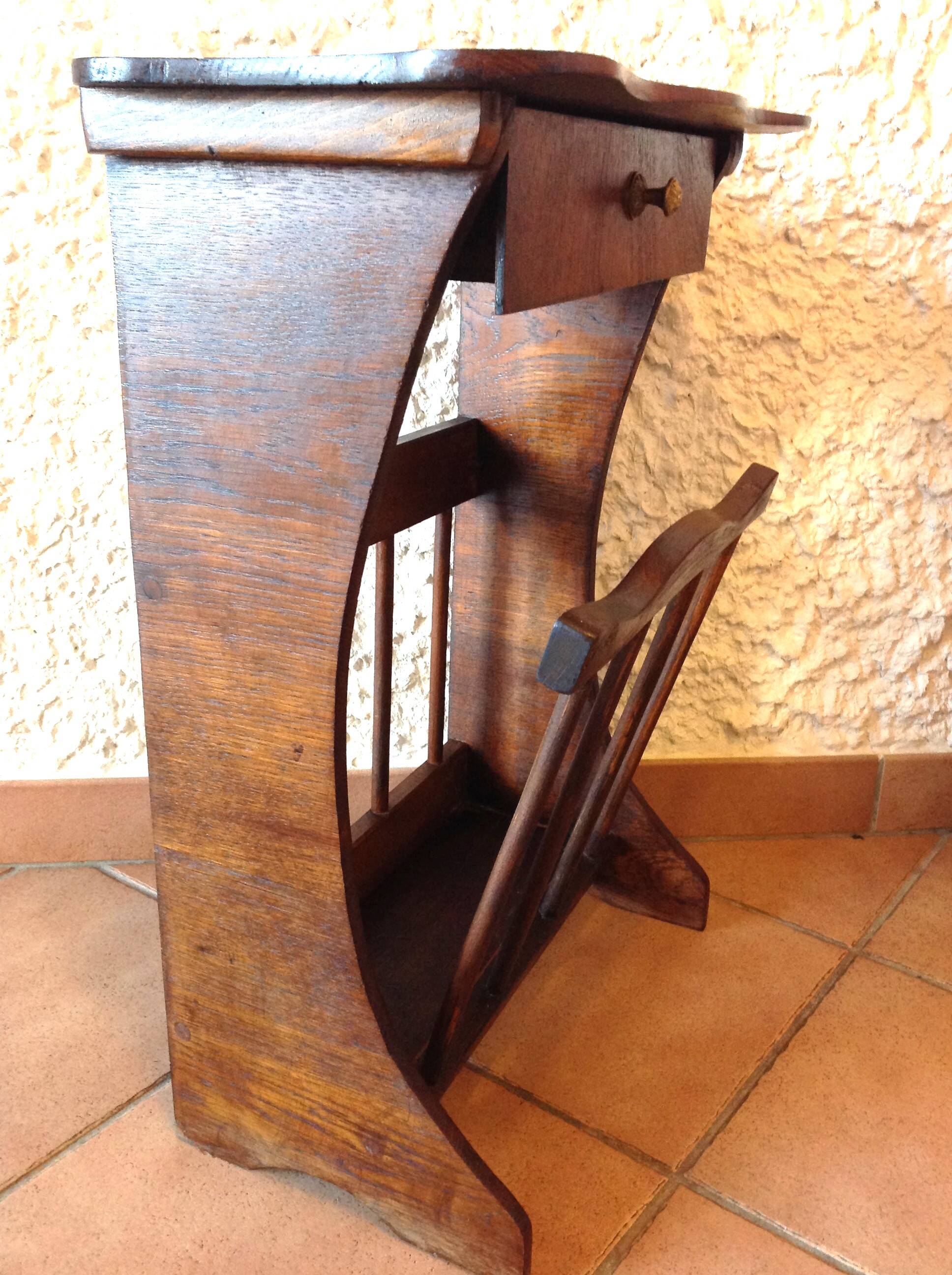 Magazine holder in varnished wood / vintage 60s
