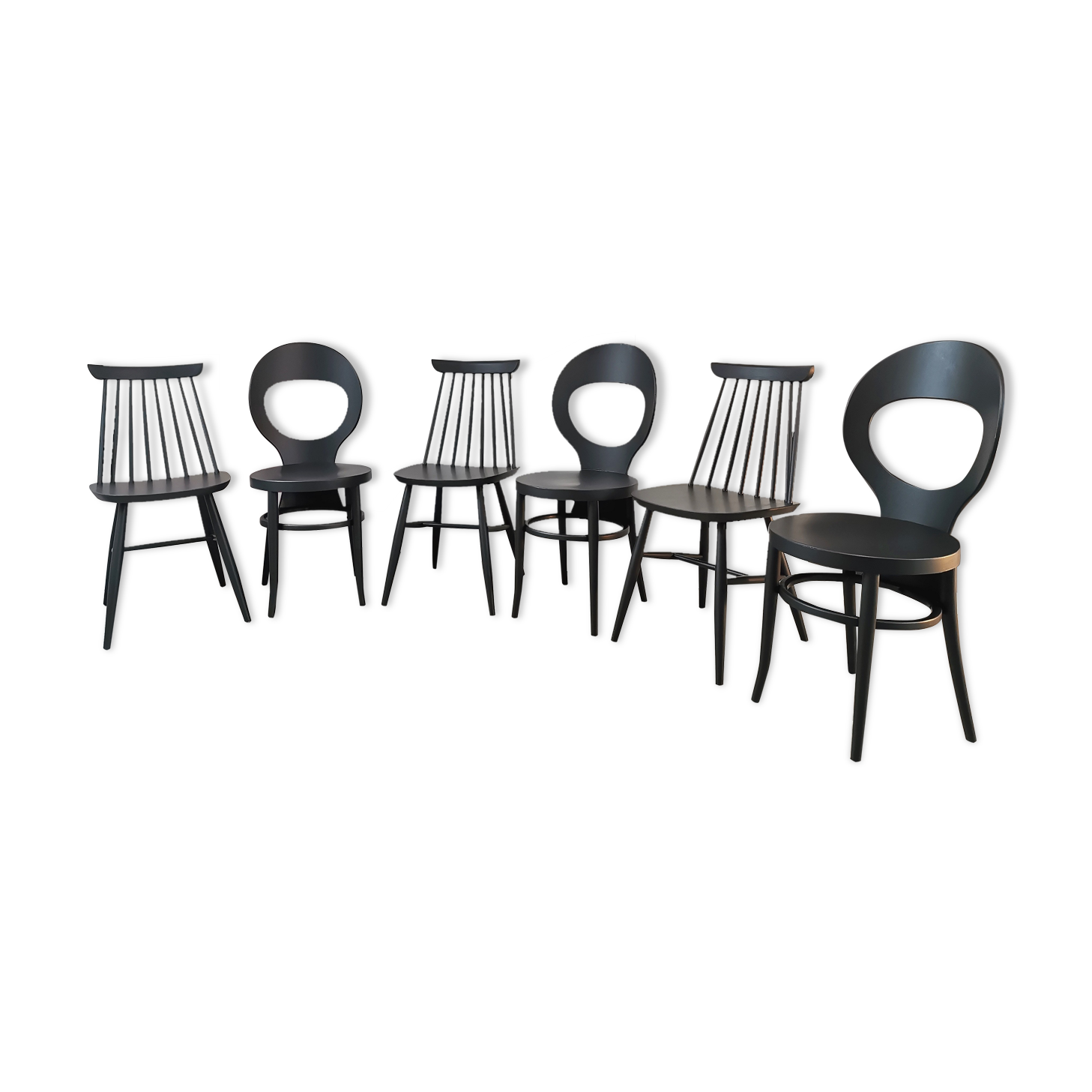 Series of 6 mismatched bistro chairs Baumann and Gizycko