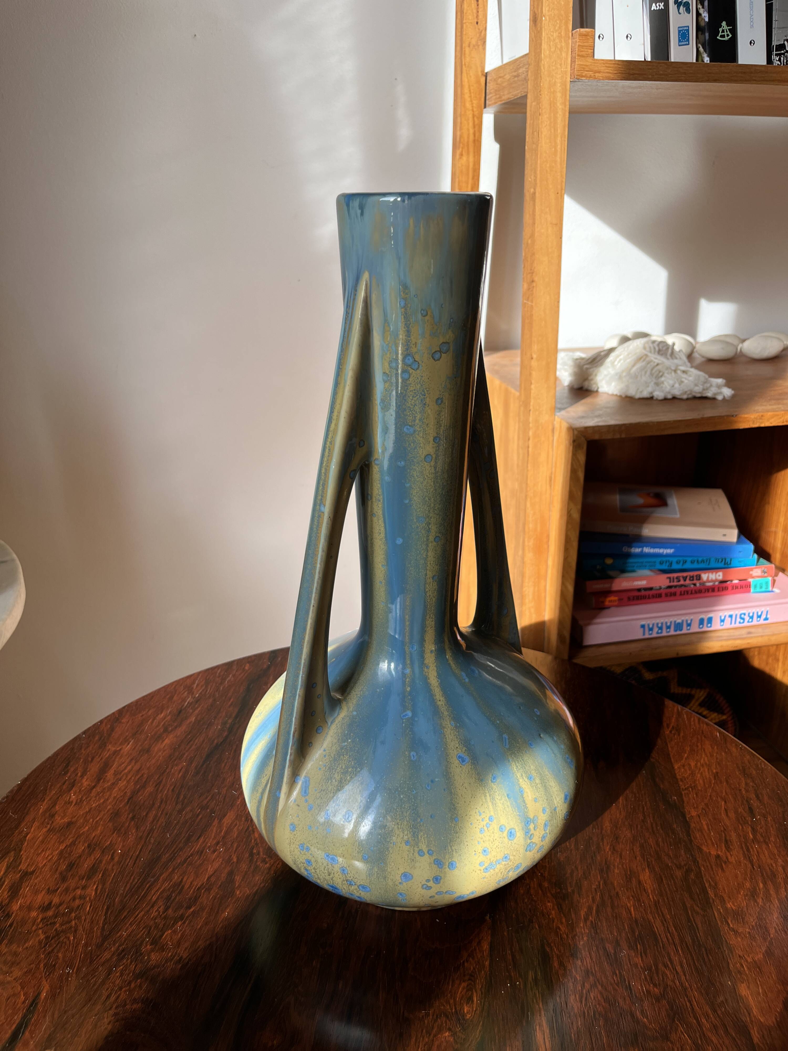 French Pierrefonds vase with blue crystalline glaze, Art Nouveau stoneware