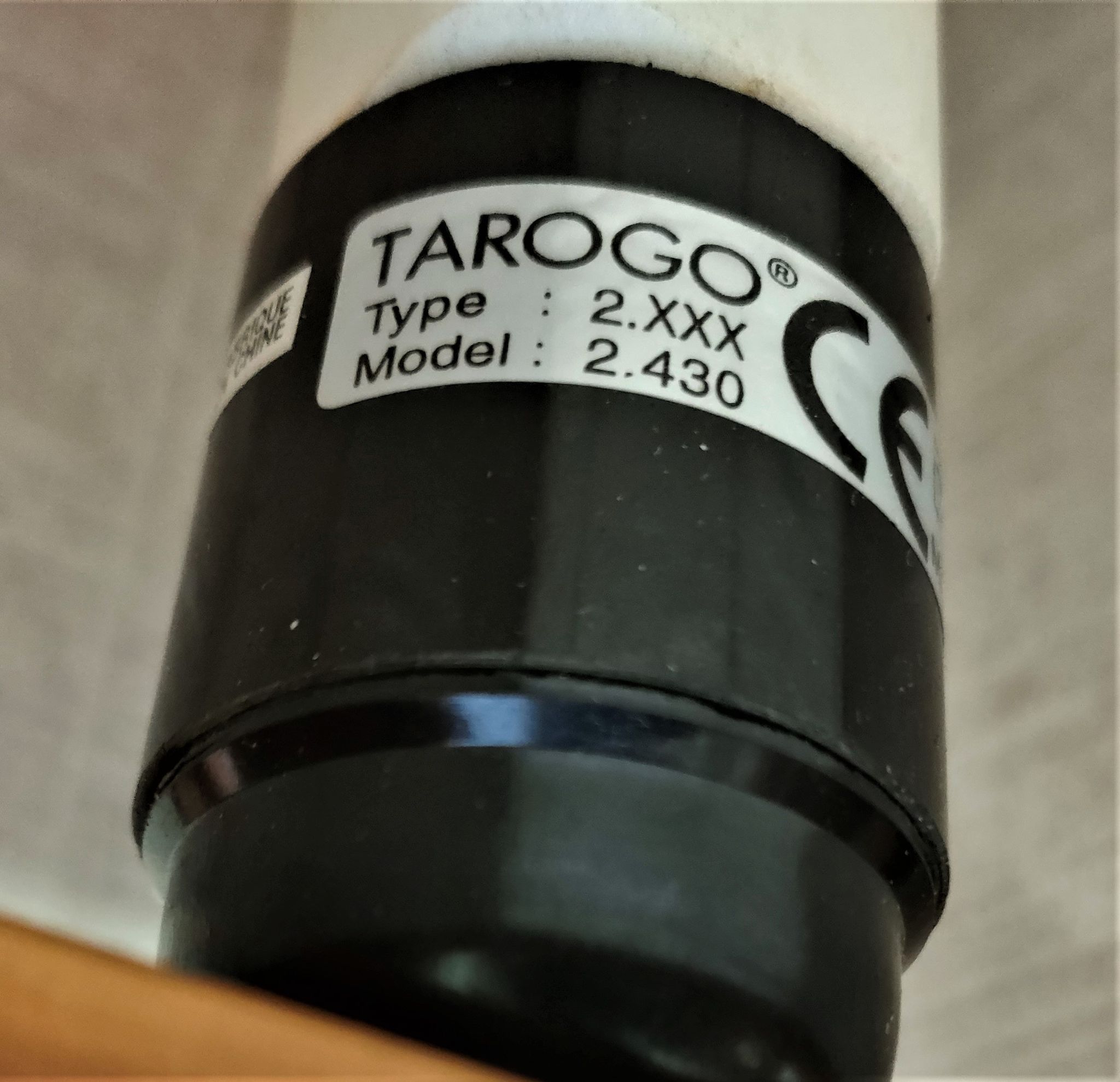Tarogo Shoji living room lamp in wood and bamboo reeds Japan 80s