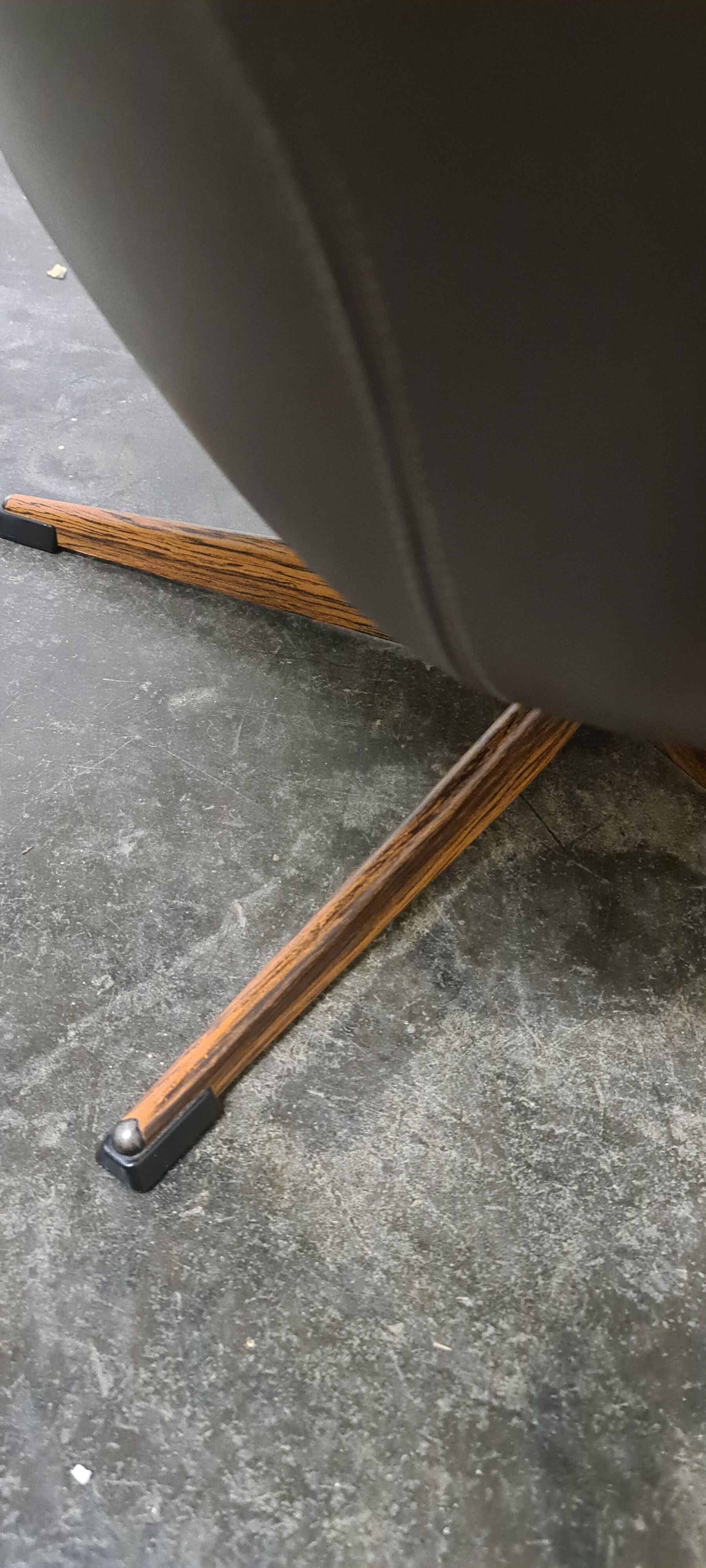 Vintage Danish design arm chair by Bramin