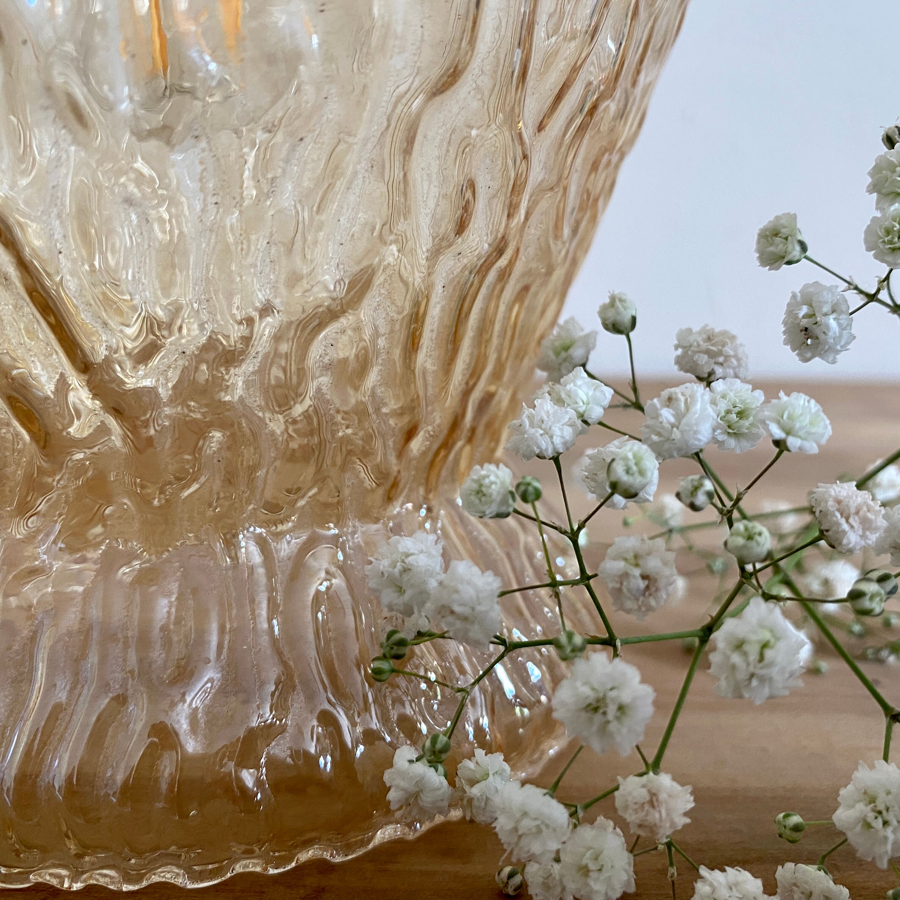 Vintage tulip lamp in amber glass