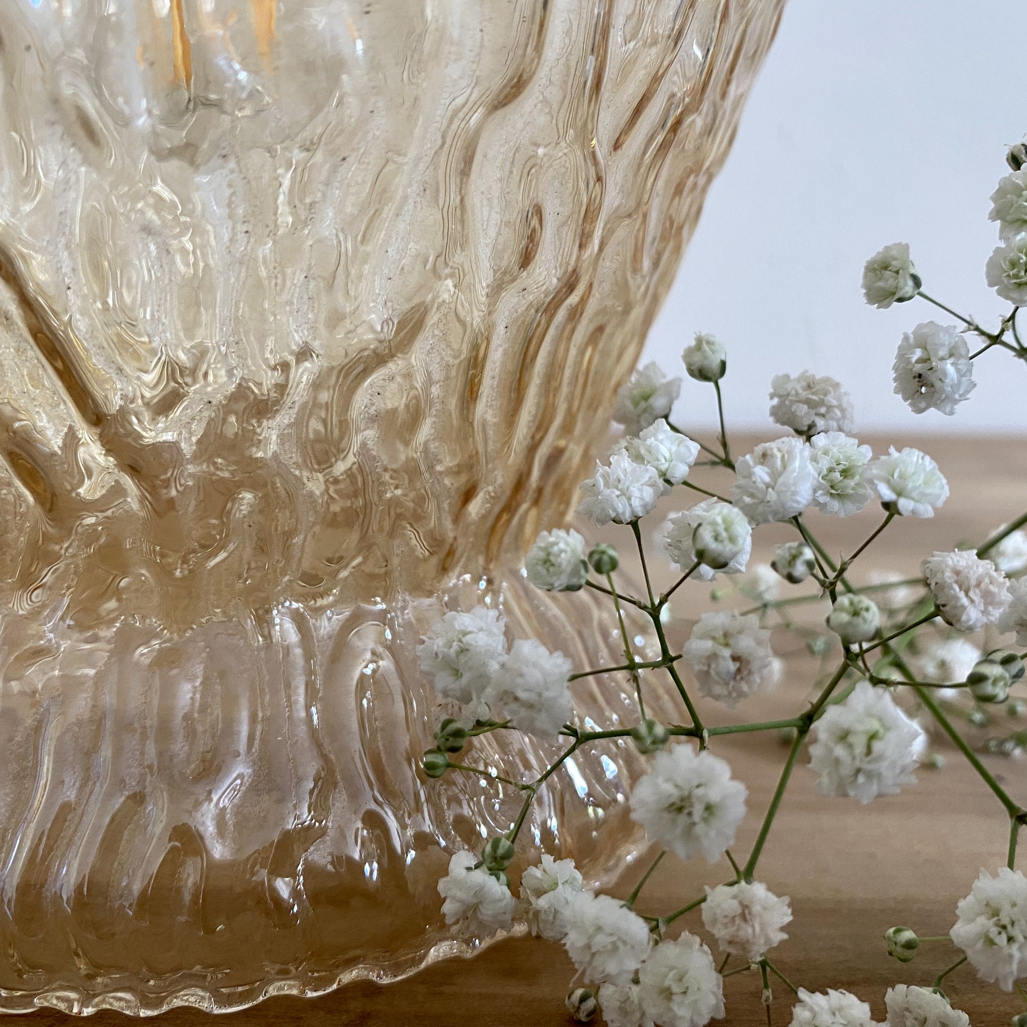 Vintage tulip lamp in amber glass