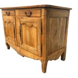 Buffet rustic poirier