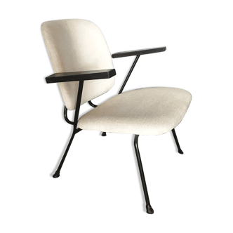 Kembo chair