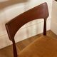 Chaise scandinave en teck « Alfhild » – Velours côtelé miel