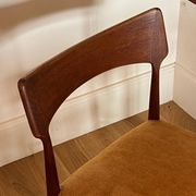 Scandinavian teak chair "Alfhild" – Honey corduroy