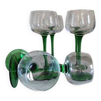 Set of wine glasses