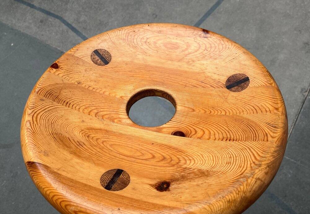 Mid-century pine sauna stool by Bertel Gardberg for Artek, 1950s.