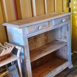Buffet without pretty door patina