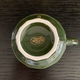 Set of 4 cups and their saucers and milk jug