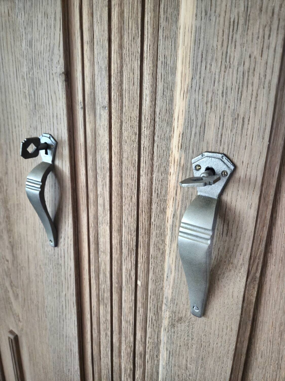 Art Deco Wardrobe // 1940s