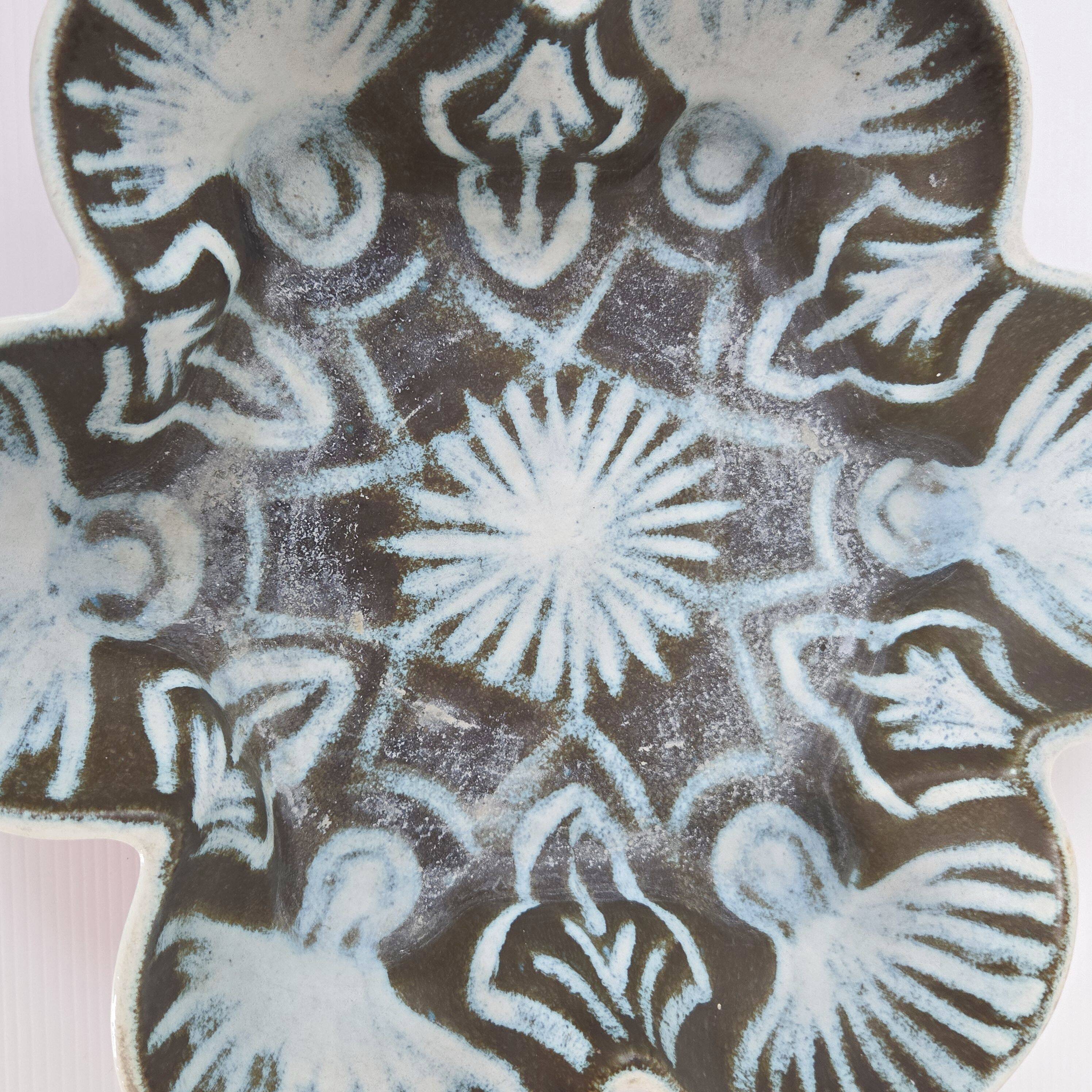 Vintage 1960s R. Weill ceramic bowl