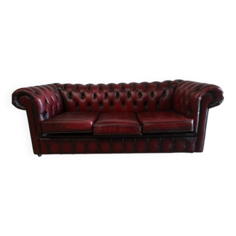 canapé chesterfield rouge 3 places