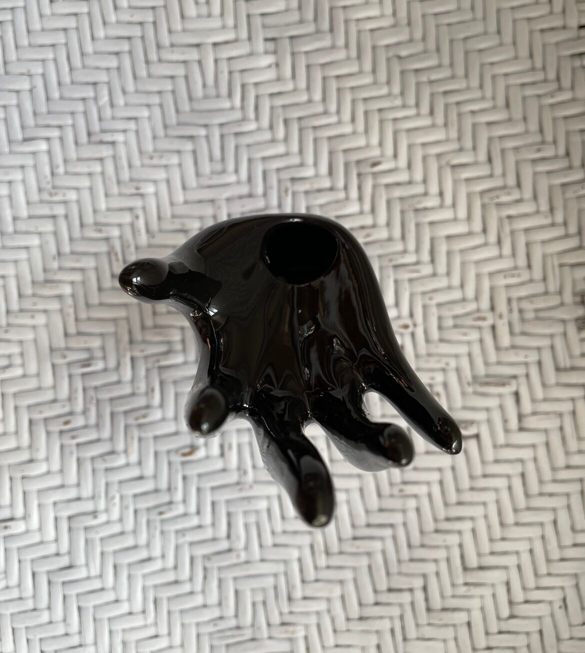 Hand baguier soliflore