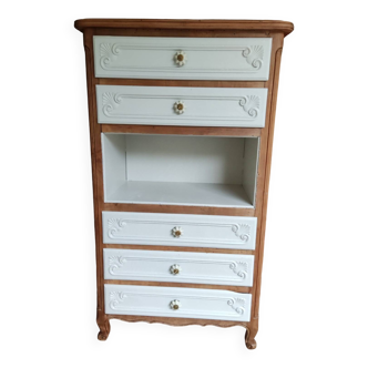 Chiffonier