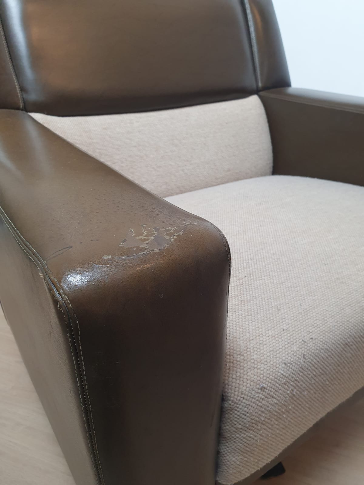 Pair of armchairs 70s