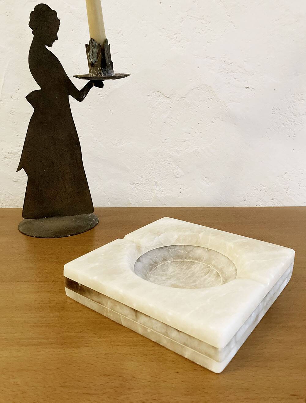 Cendrier en albâtre