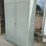 Green Parisian wardrobe