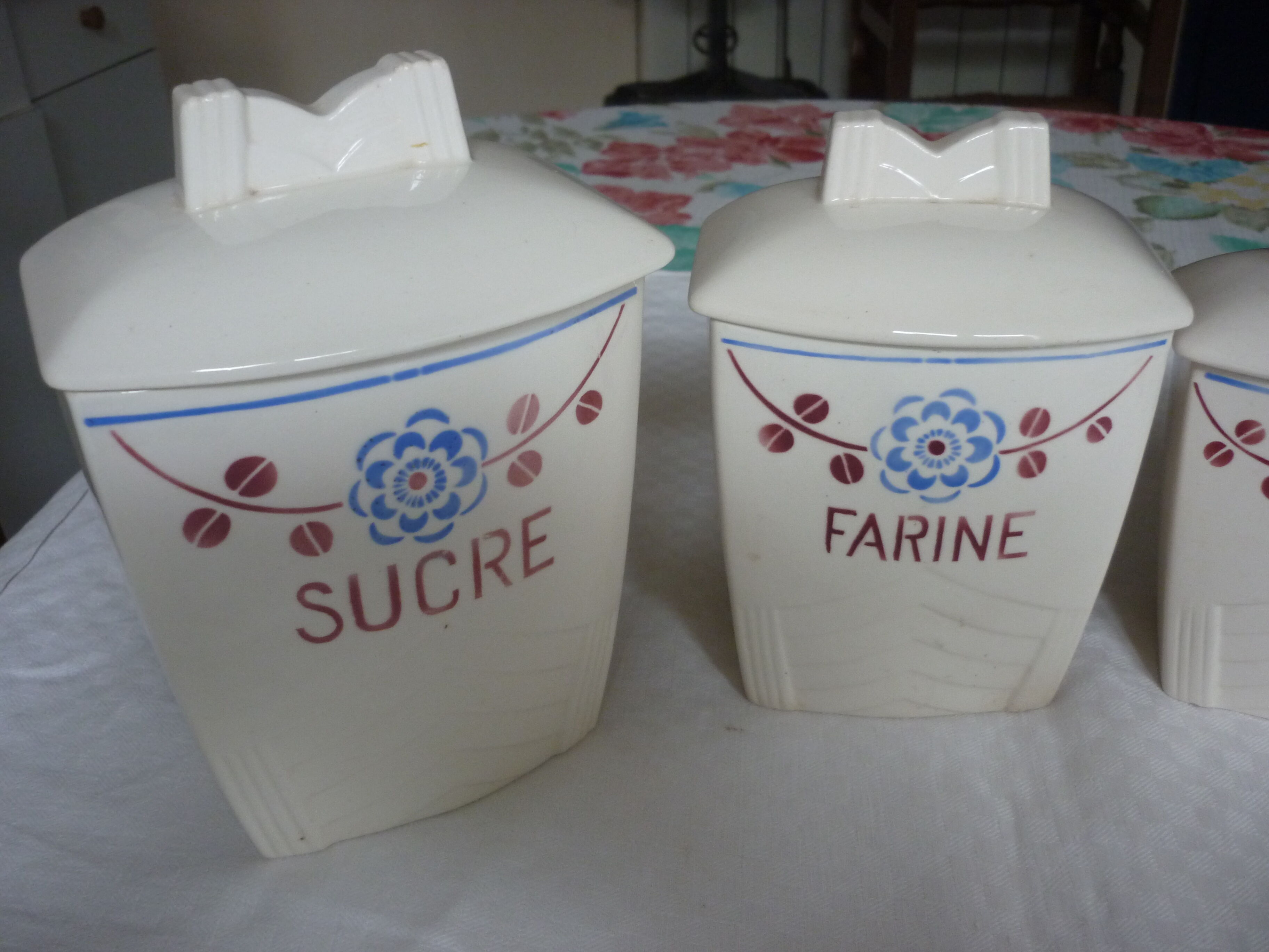 5 pots a porcelain epices of badonviller