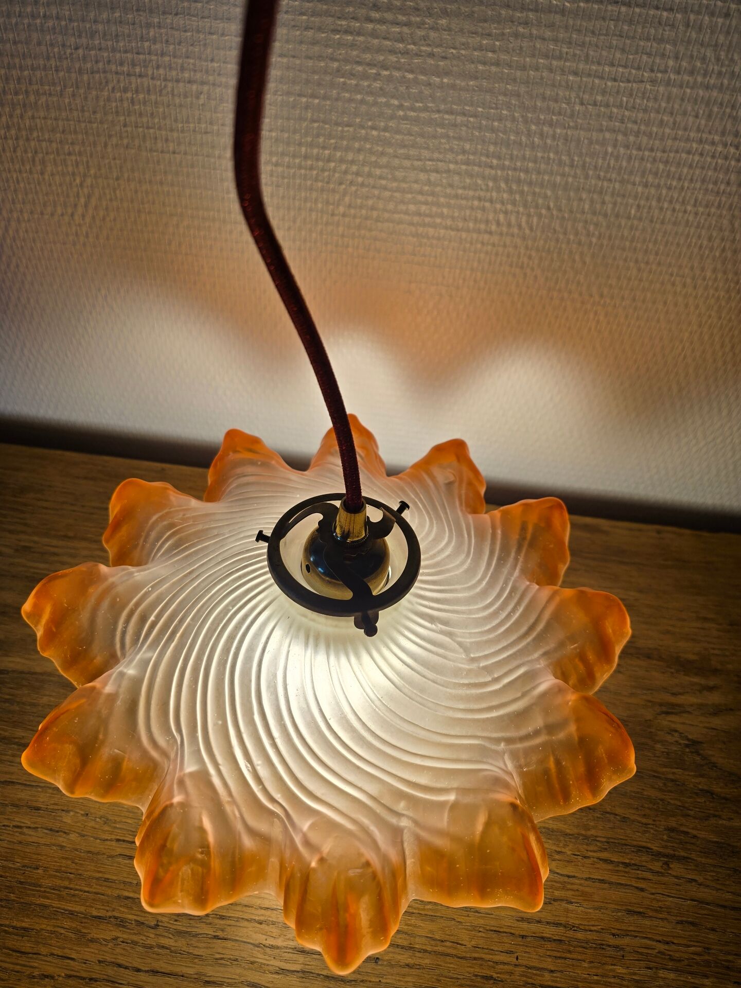 "Oriental Tulips" light suspension - blown glass in pink-orange