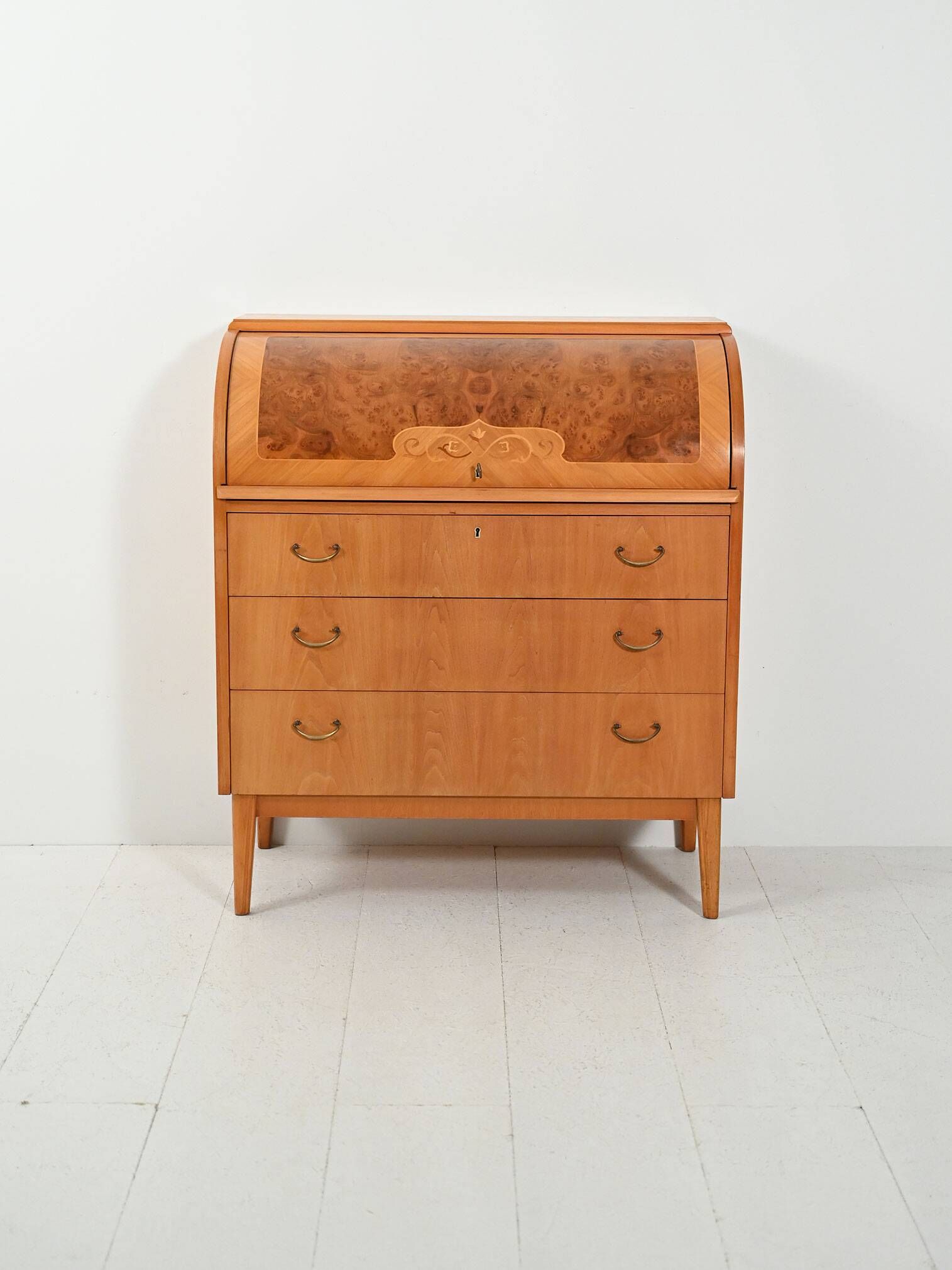 Secrétaire in Scandinavian birch with inlaid roll-top