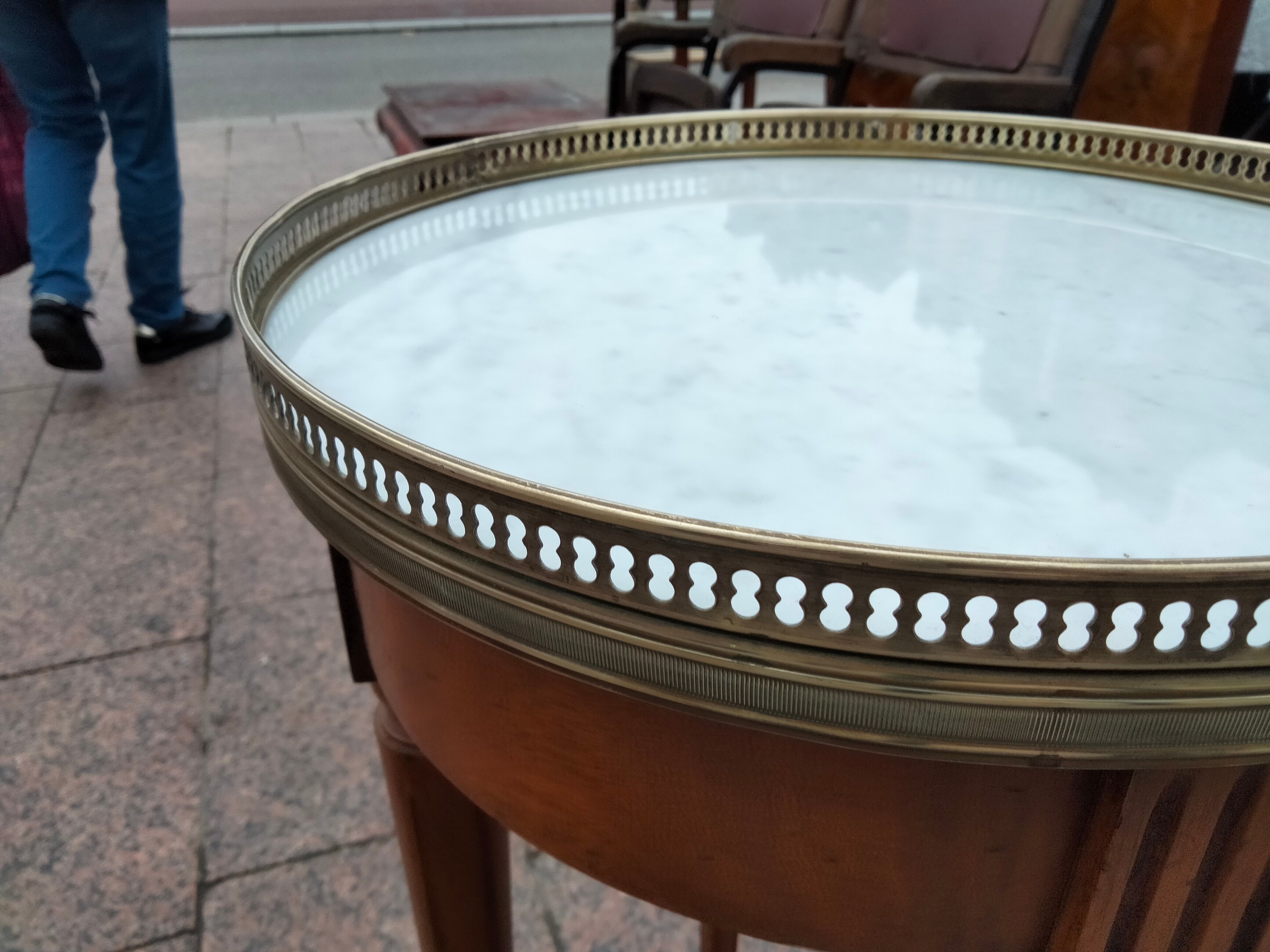 Gueridon side table old marble top vintage xxeme