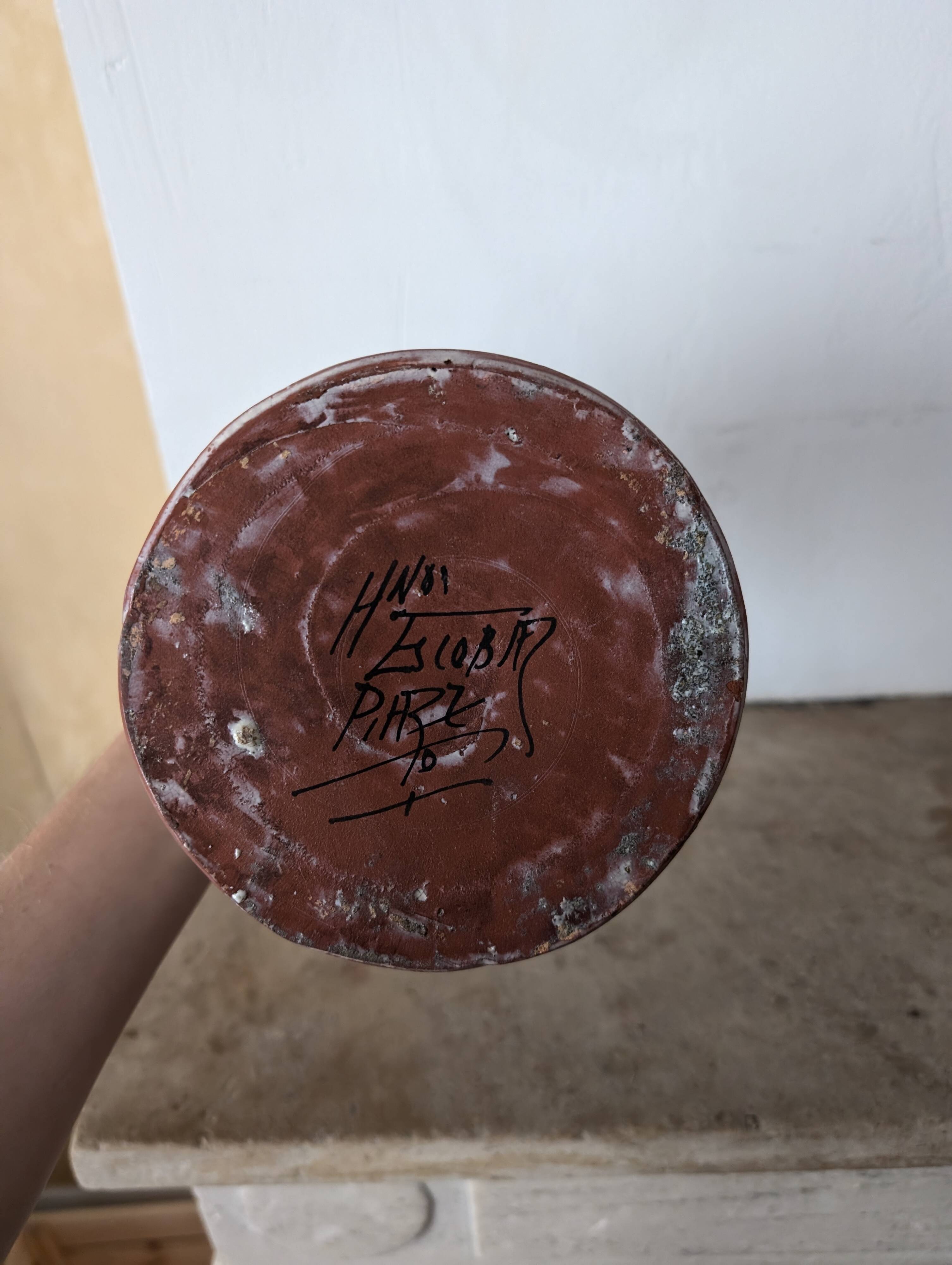 Ancien pichet en faïence peint à la main – Décor champêtre (20,5 cm)