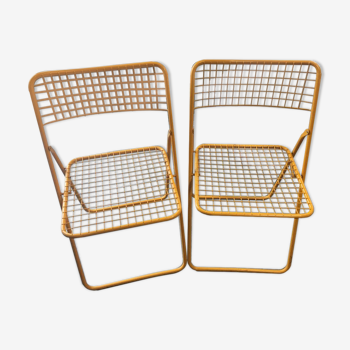 Lot de 2 chaises pliantes en métal jaune vintage