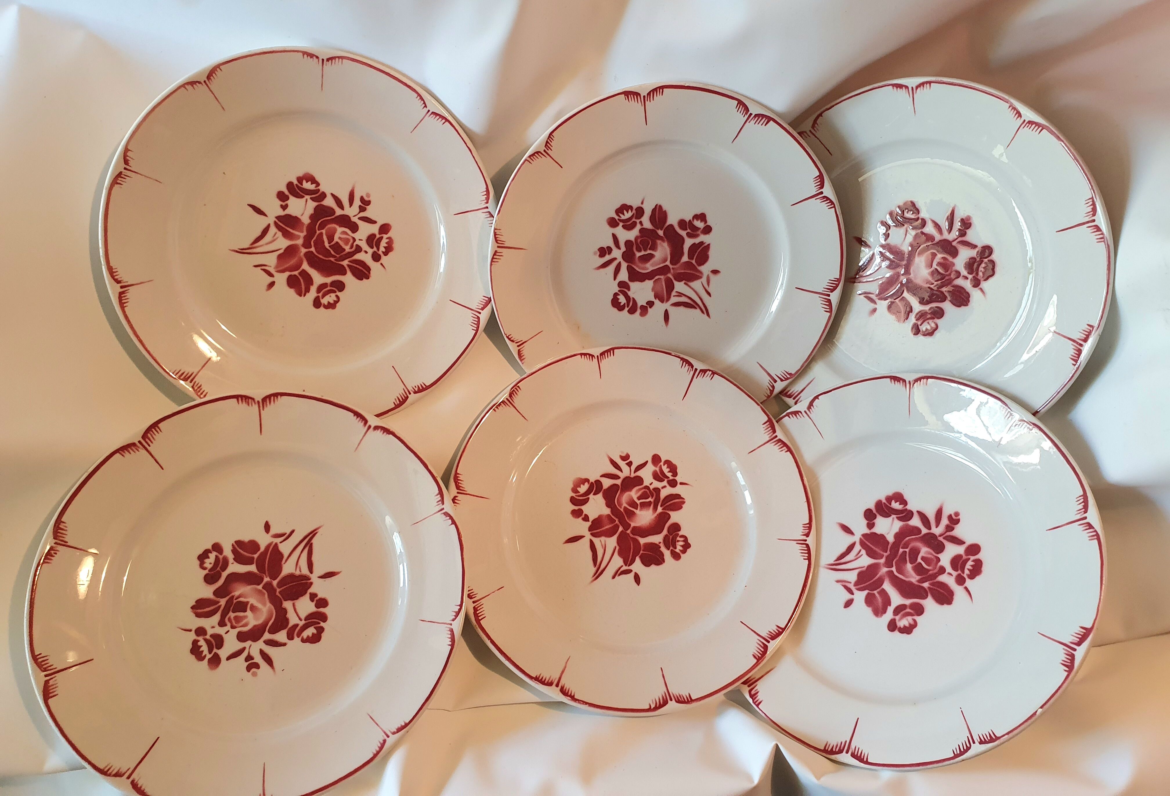 6 flat plates decor red roses