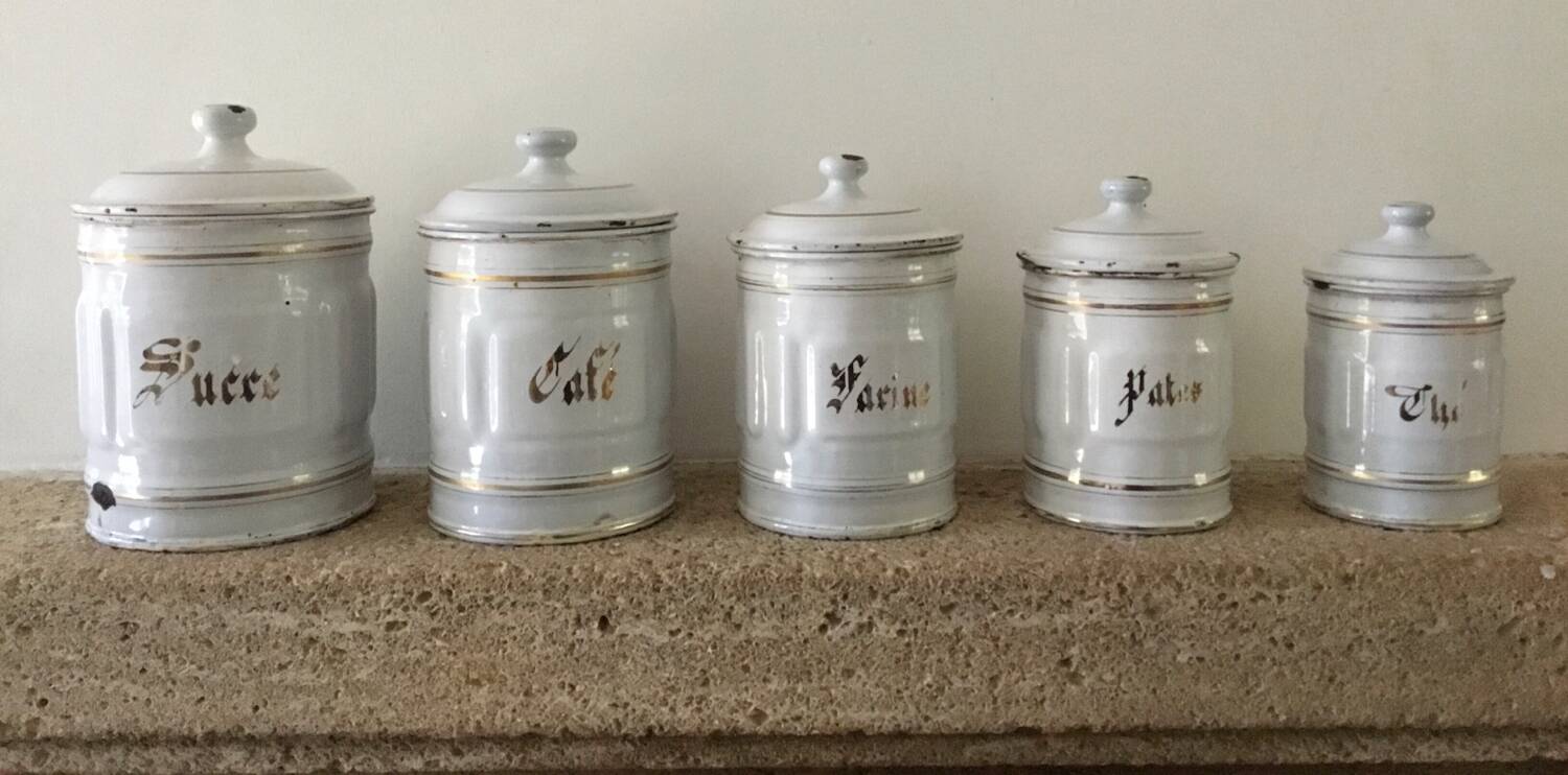 Enameled sheet metal pots