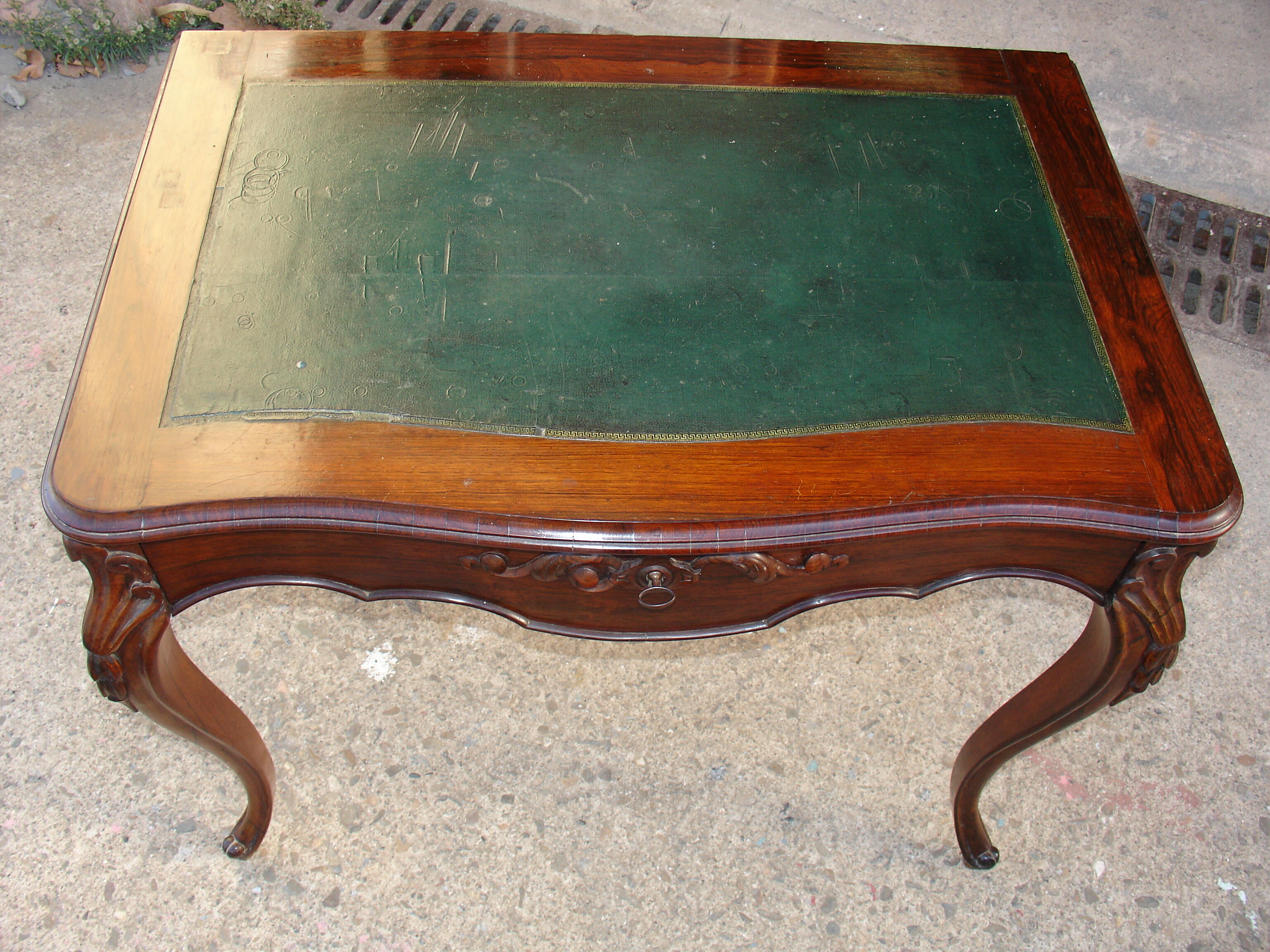Office Lady rosewood finely carved time Napoleon III