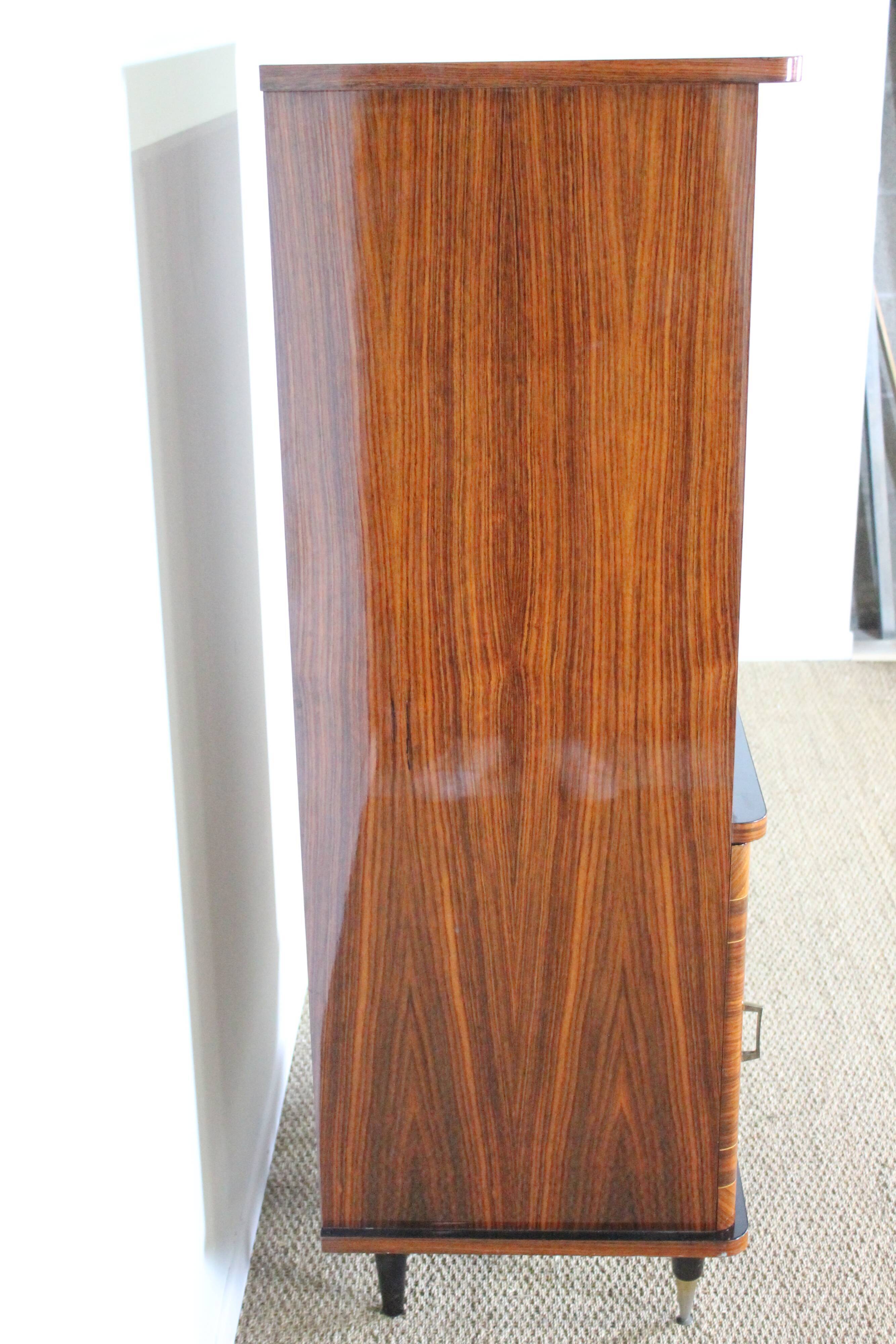 Vitrine en palissandre