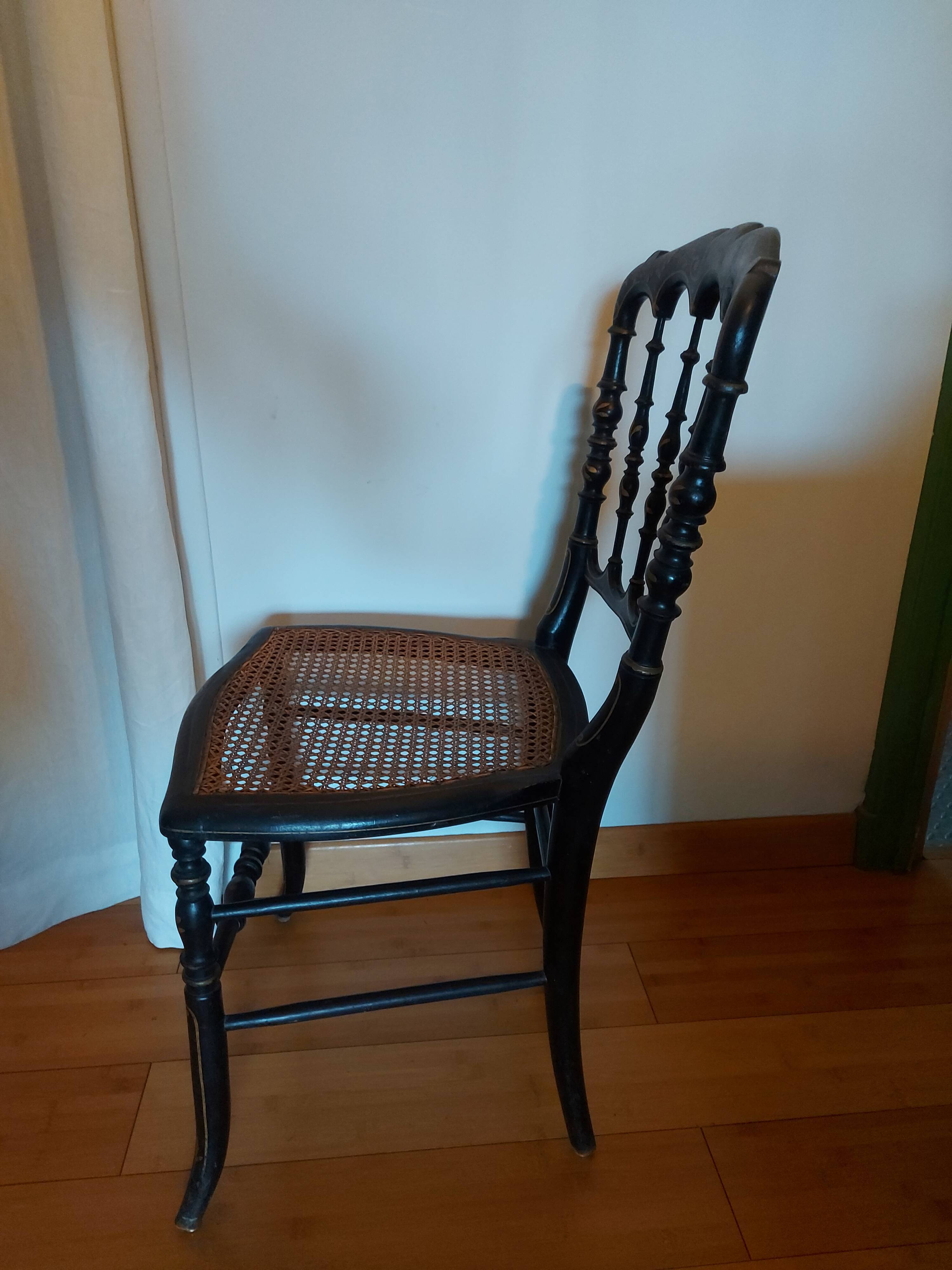 Chaise Napoleon III authentique assise cannage
