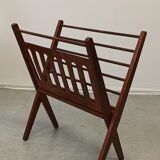 Scandinavian magazine rack