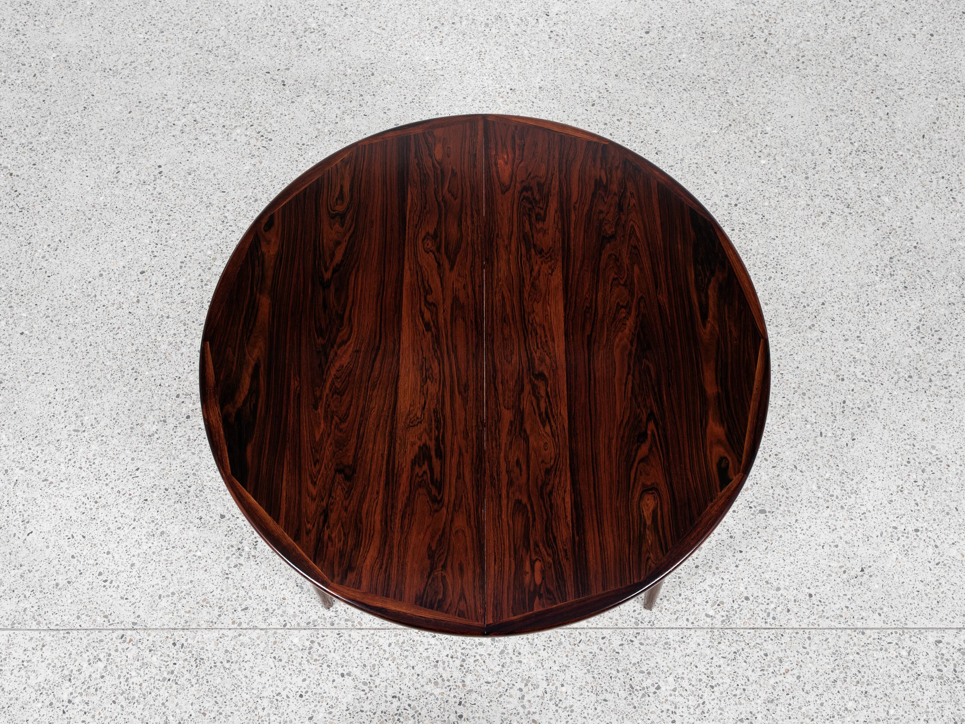 Midcentury Danish extendable round dining table in rosewood by VV Møbler 1960s