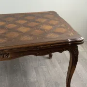 Table de salle à manger de style Louis XV, XXe Siècle