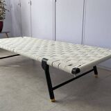 Daybed - Lit banquette style futon