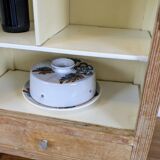 Vintage cheese service in ceramic with floral decoration from the 70s.