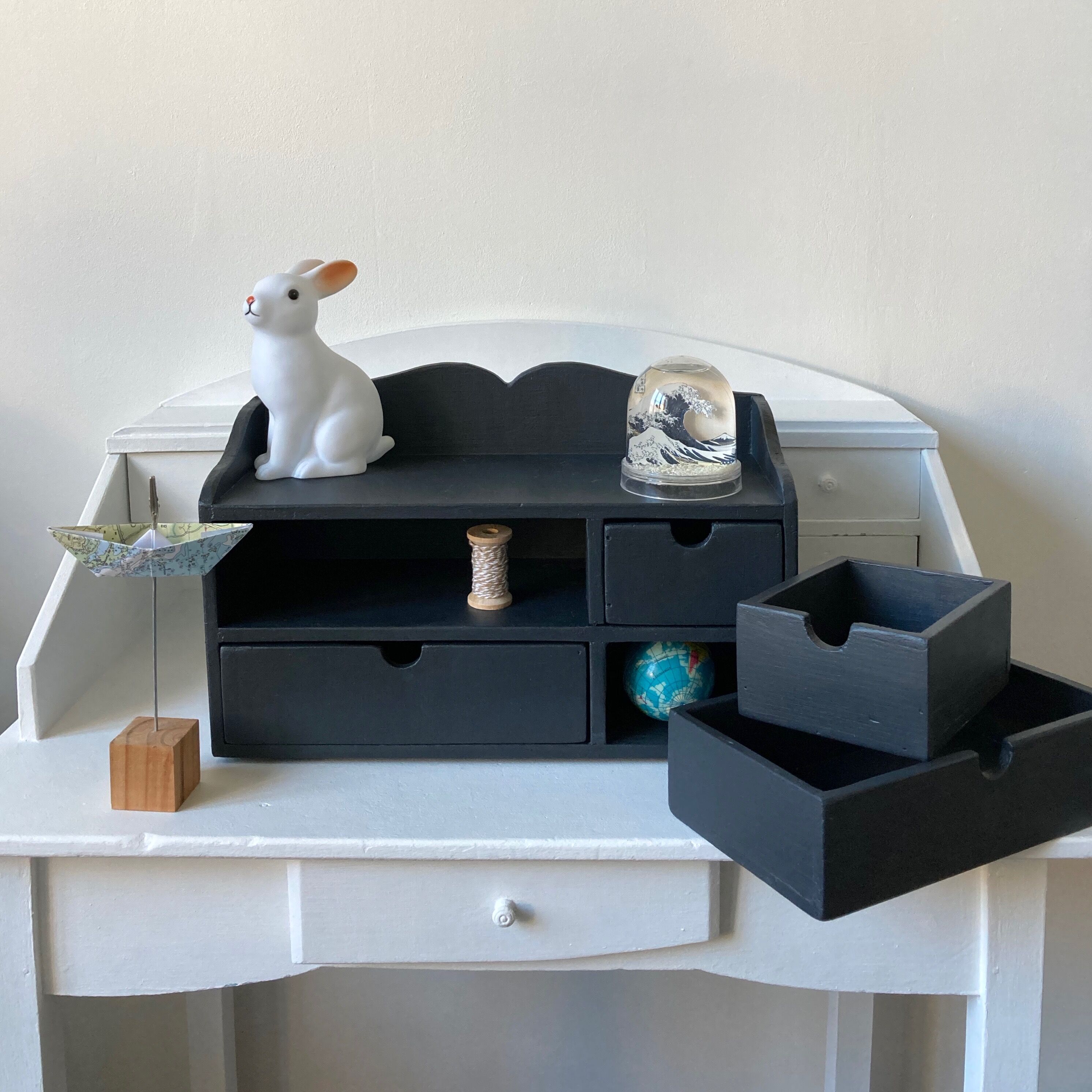 Wall shelf lockers drawers