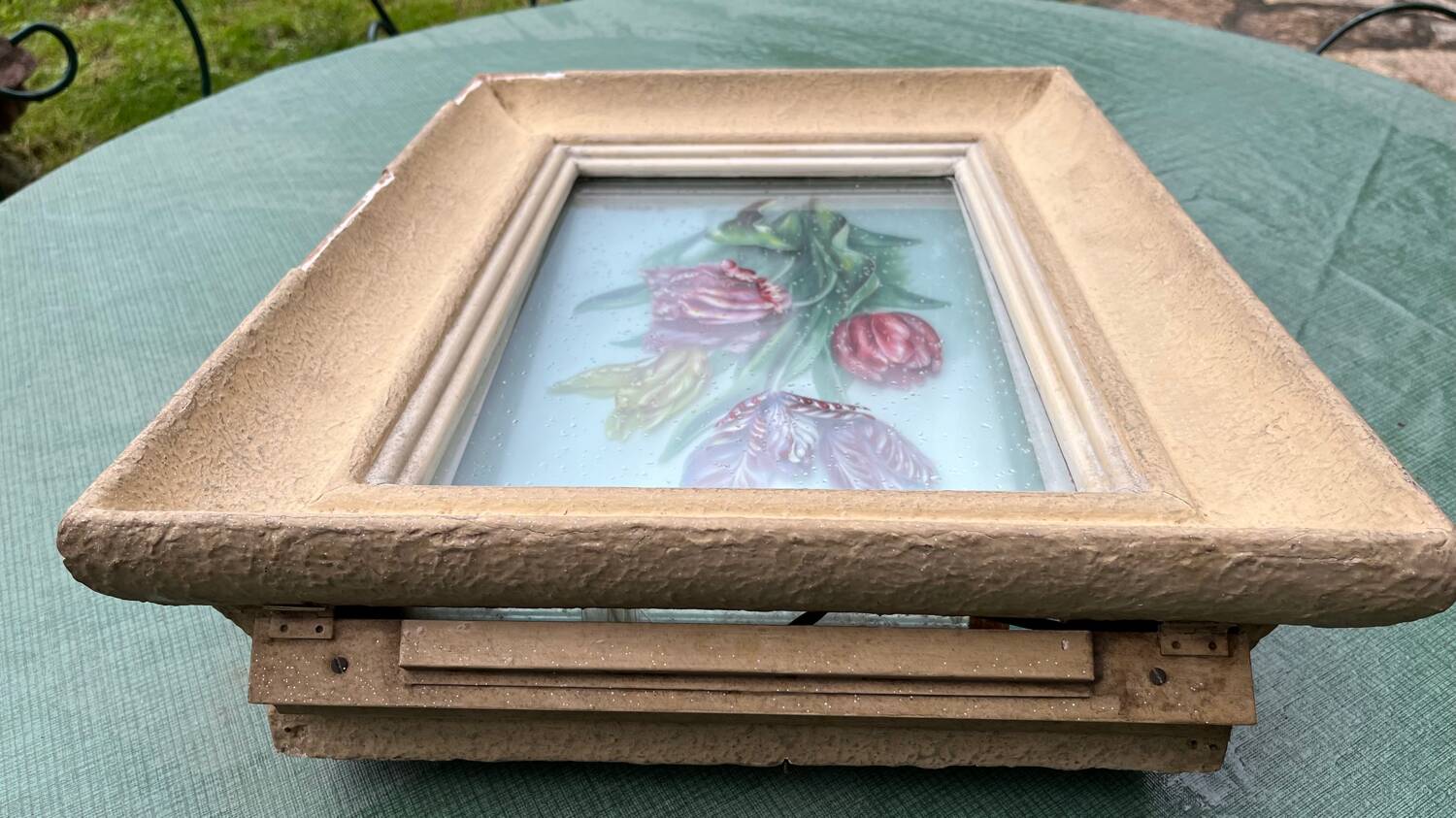 Fixed painting under glass signed H.Garnier