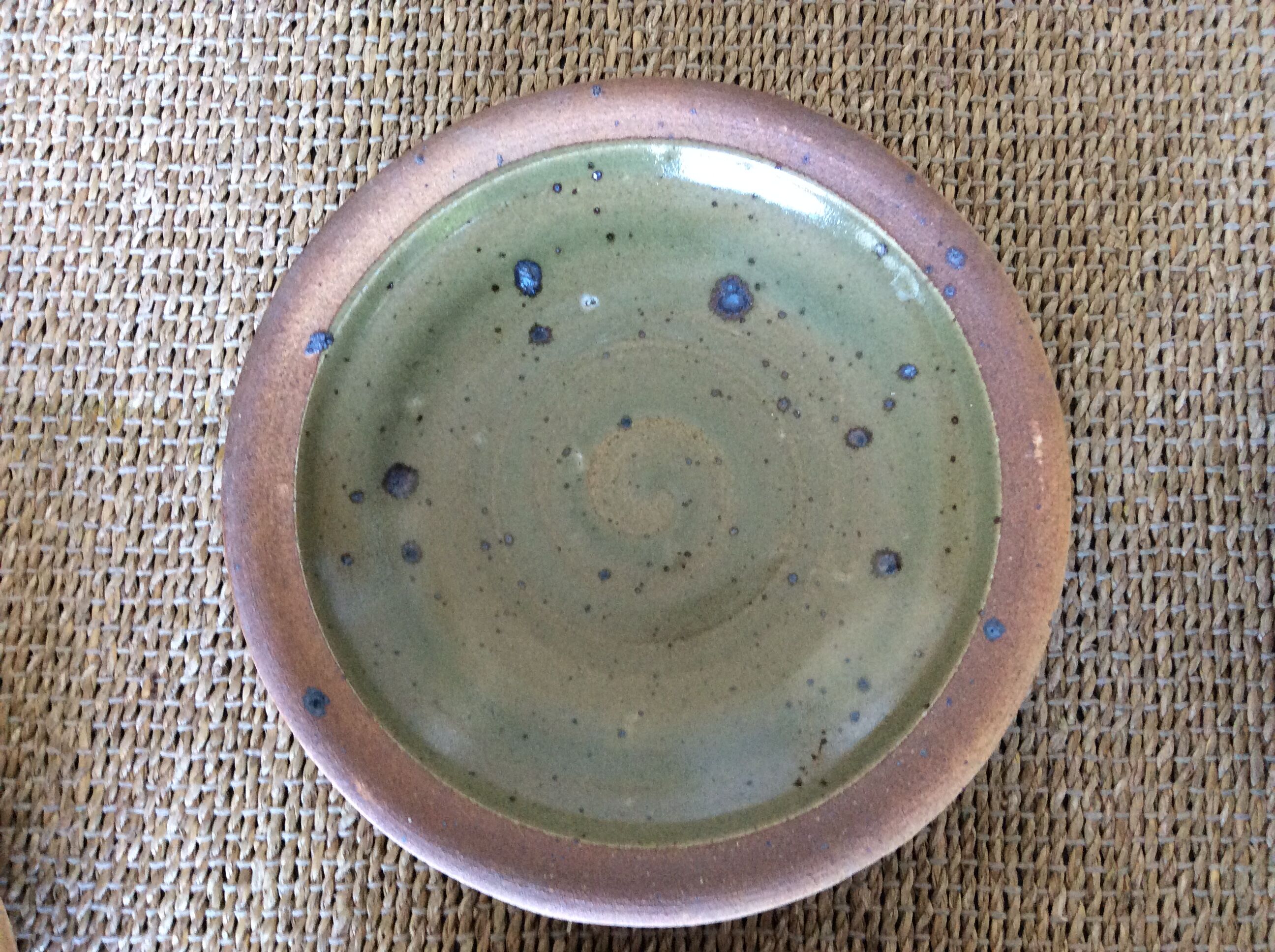Set of stoneware plates