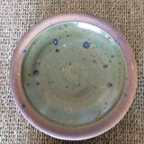 Set of stoneware plates