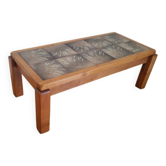 Ceramic coffee table