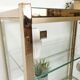 Vitrine laiton étagère verre design 1970