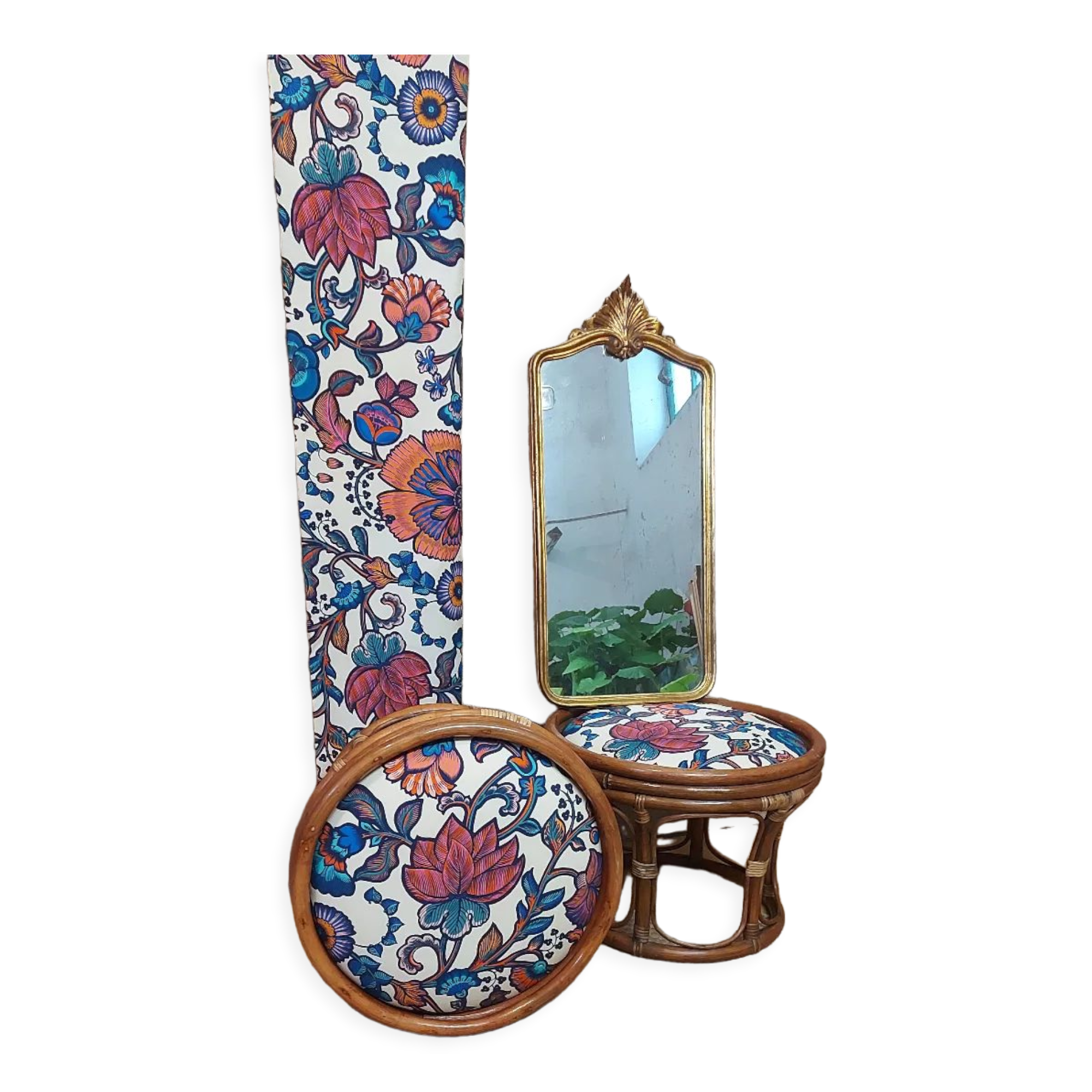 Pair of rattan stools