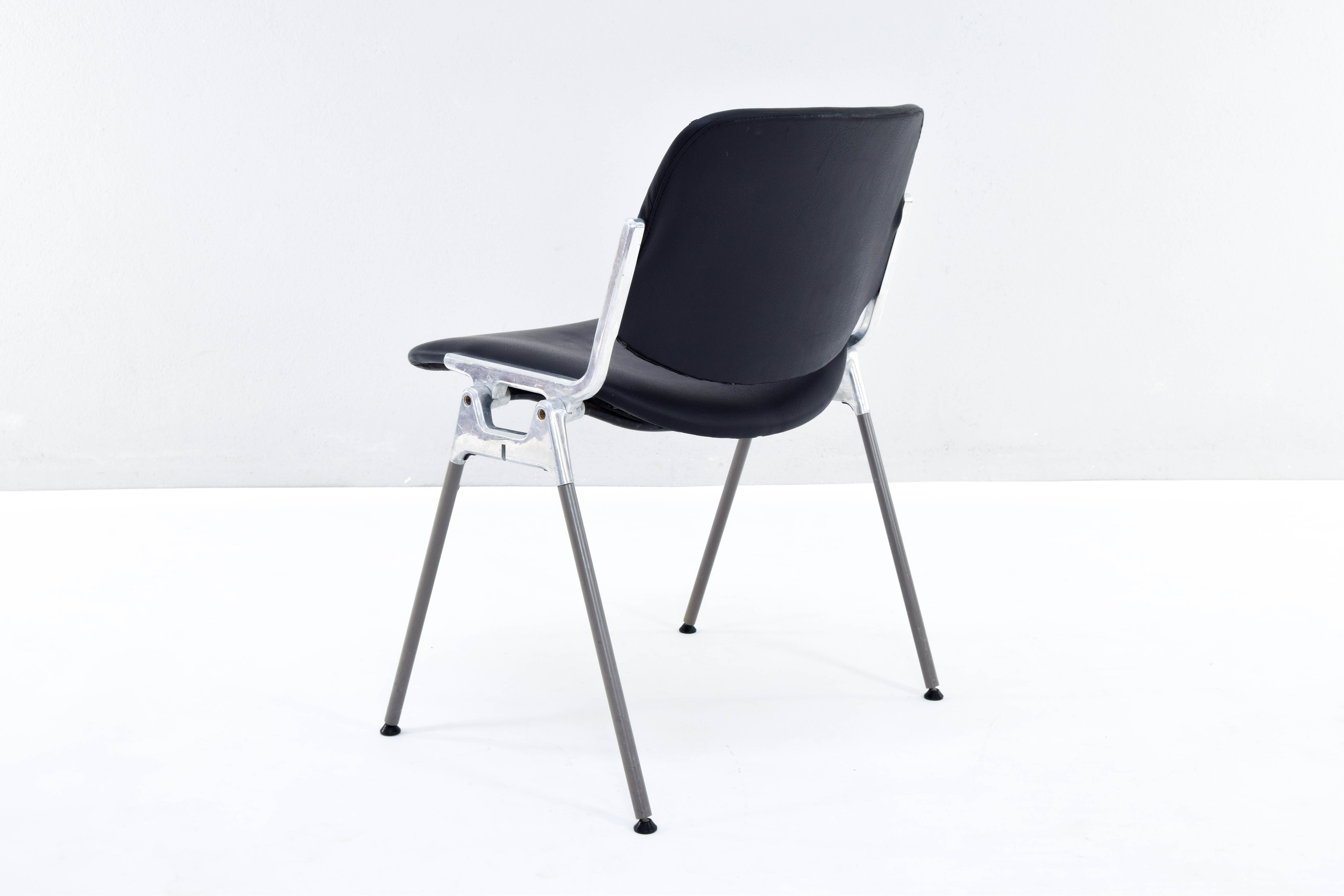 DSC 106 Italian modern chairs by Giancarlo Piretti for Castelli