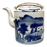 19th century hand-painted Chinese teapot